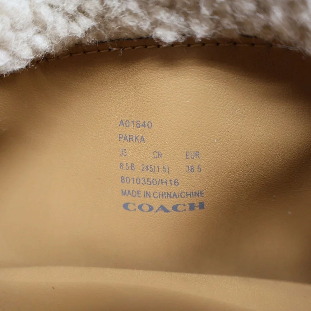 Coach Women 8.5B Boots Brown Parka Leather Shearling Buckle Designer Chic A01640